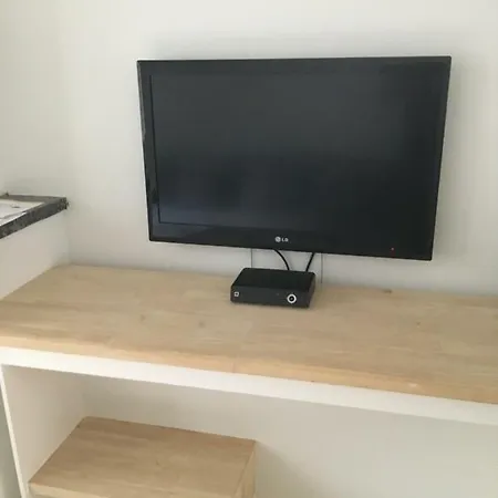 Budget Haven Apartement *